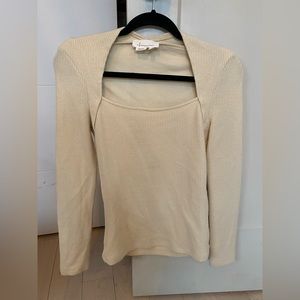 Creme colored sweater knit top XS Anthropologie